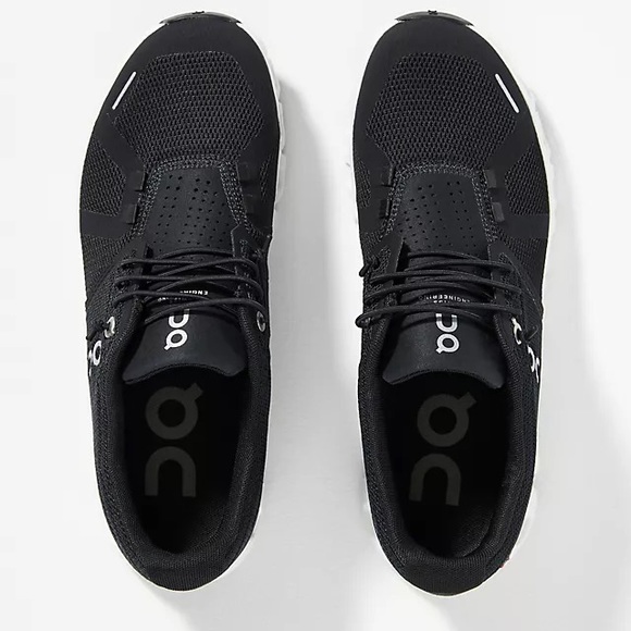 ON Cloud 5 Sneakers Sz 8 - Picture 5 of 17